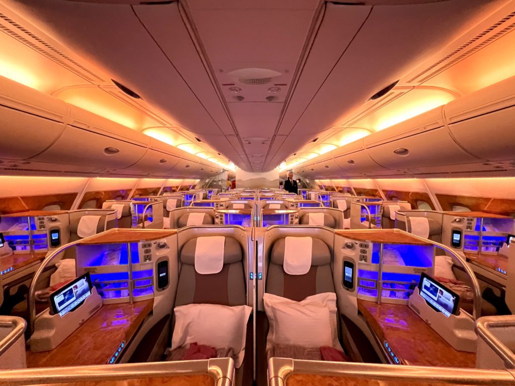 emirates business class cabin 1024x768 1