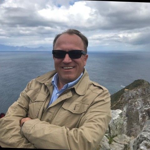 joerg kampshoff ceo holidaycheck worldtravelerclub